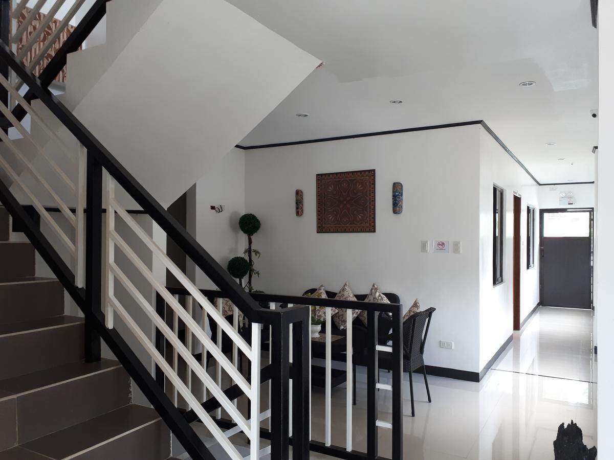 Kent Travellers' Inn Coron Zewnętrze zdjęcie