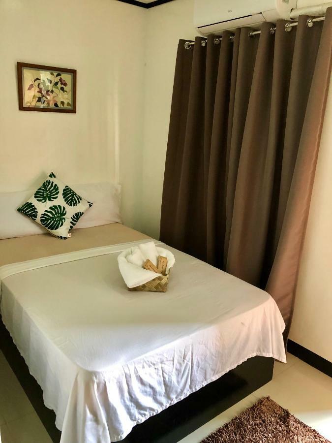 Kent Travellers' Inn Coron Zewnętrze zdjęcie